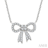 1/5 Ctw Bow Round Cut Diamond Petite Fashion Pendant With Chain in 10K White Gold