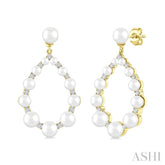 2 MM-4.5 MM Drop Tear Round Shape Cultured Pearls and 1/4 Ctw Round Cut Diamond Fashion Earrings in 14K Yellow Gold