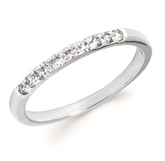 Ladies Diamond Ring