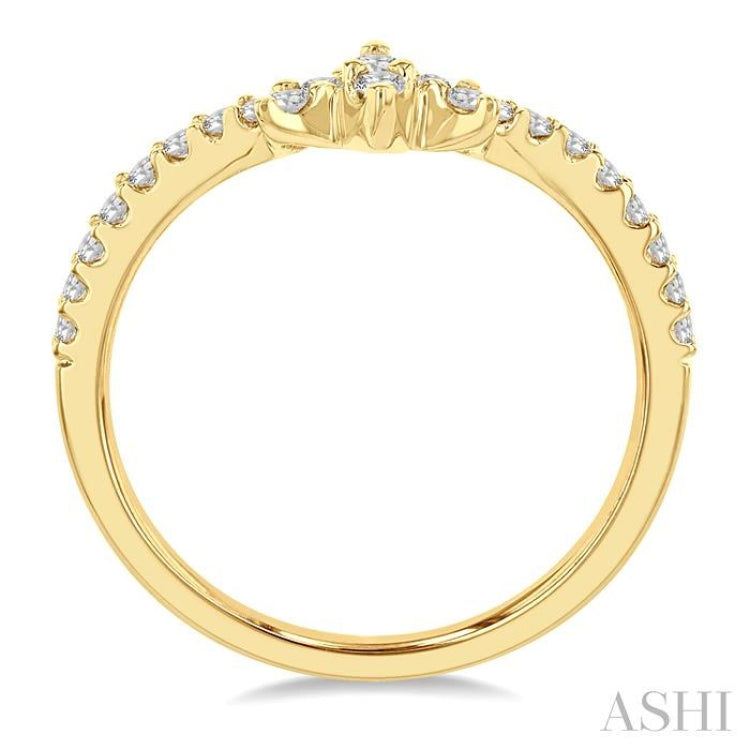 1/3 Ctw Triple Marquise Centerpiece Round Cut Diamond Curved Wedding Band in 14K Yellow Gold