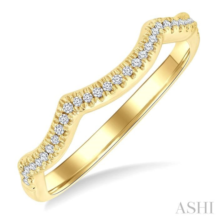 1/10 Ctw Triple Arch Round Cut Diamond Wedding Band in 14K Yellow Gold