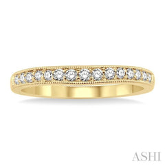 1/4 Ctw Round Cut Diamond Wedding Band in 14K Yellow Gold