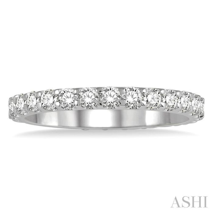 1 Ctw Round Cut Diamond Eternity Band in 14K White Gold