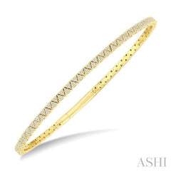 1 Ctw Full-Way Triangle Motif Round Cut Diamond Flex Bangle in 14K Yellow Gold