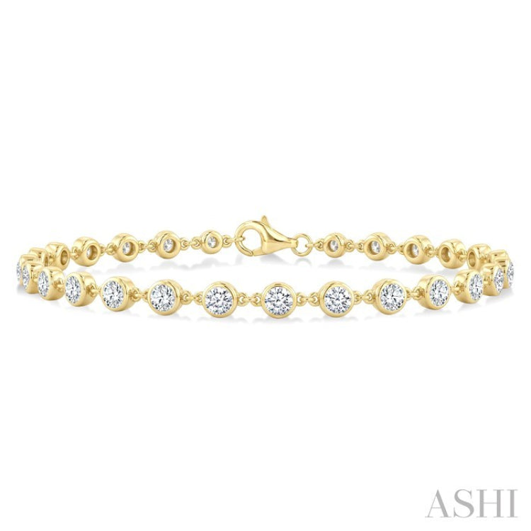2 Ctw Bezel Set Round Cut Diamond Station Bracelet in 14K Yellow Gold