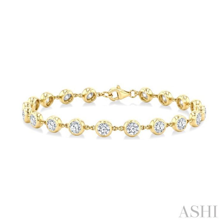 1/2 Ctw Bezel Set Round Cut Diamond Station Bracelet in 14K Yellow Gold