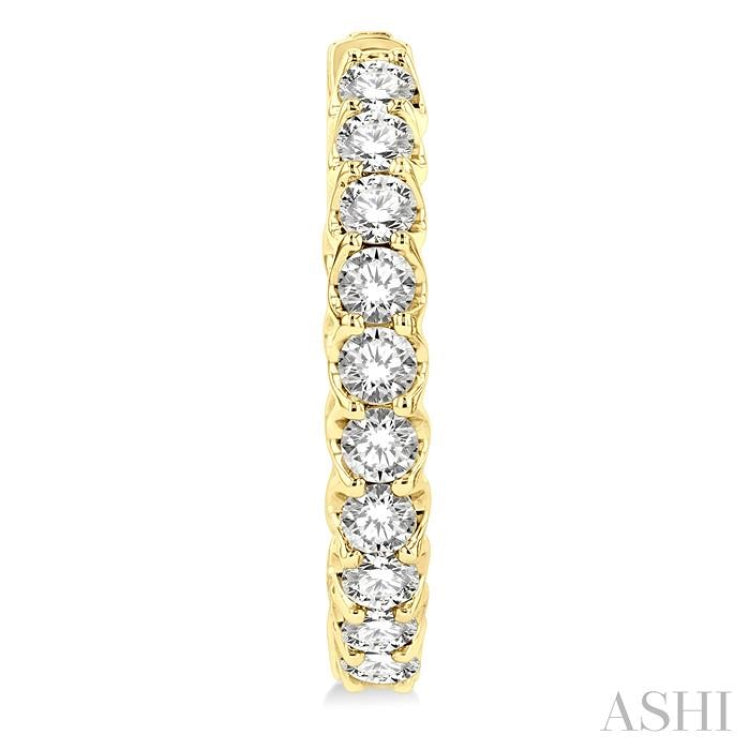 2 Ctw Inside-Out Round Cut Diamond Hoop Earrings in 14K Yellow Gold
