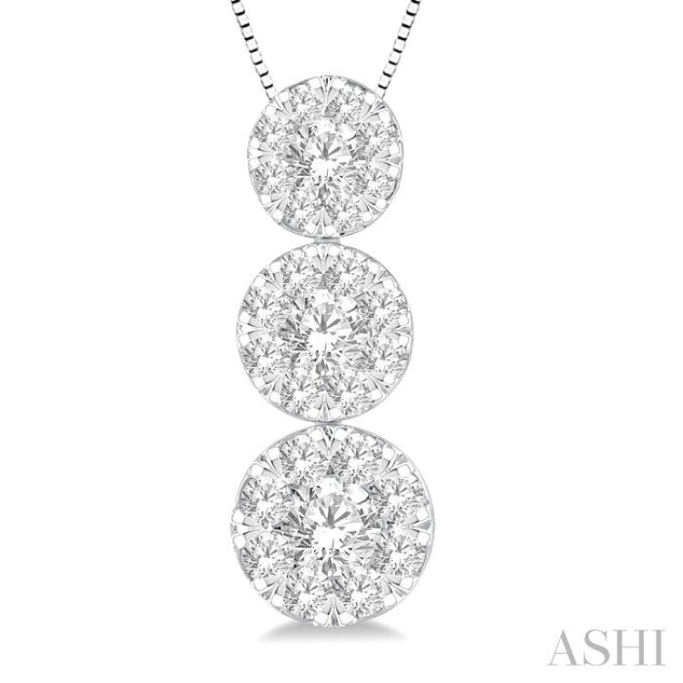 1 Ctw Lovebright 3 stone Essential Round Cut Diamond Pendant with Chain in 14K White Gold