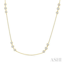 1 1/2 Ctw Three Stone Bezel Set Round Cut Diamond Station Necklace in 14K Yellow Gold