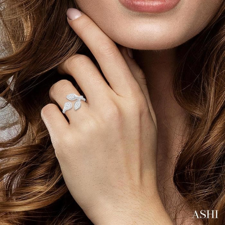 1/3 Ctw Lovebright Open Center Mixed Shape Mounts Round Cut Diamond Fashion Ring in 10K White Gold