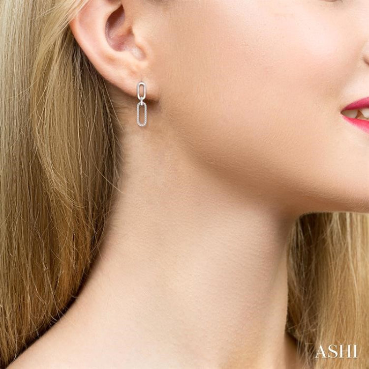 1/6 Ctw Round Cut Diamond Paperclip Earring in 14K White Gold