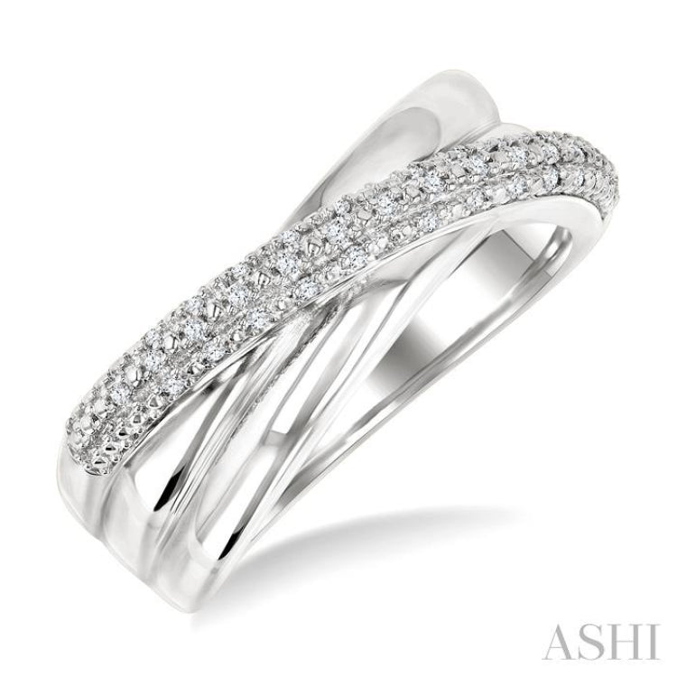 1/8 Ctw Bold Criss Cross Round Cut Diamond Fashion Band in Sterling Silver